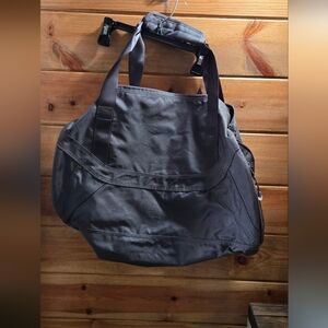 NWT Gymshark Gray Holdall Gym Bag 0086